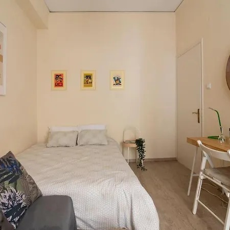 Apartment A-03. Next 2 Metro & Central Clinic. Renovated 2019!